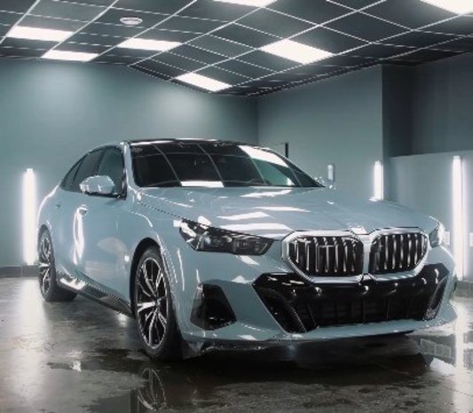 BMW 5 серии после оклейки KPPF #24 — ProAvto Уфа, вид спереди
