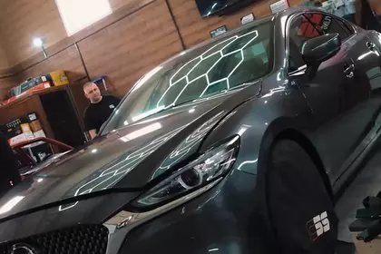 Оклейка Mazda 6 полиуретановой плёнкой KPPF 24