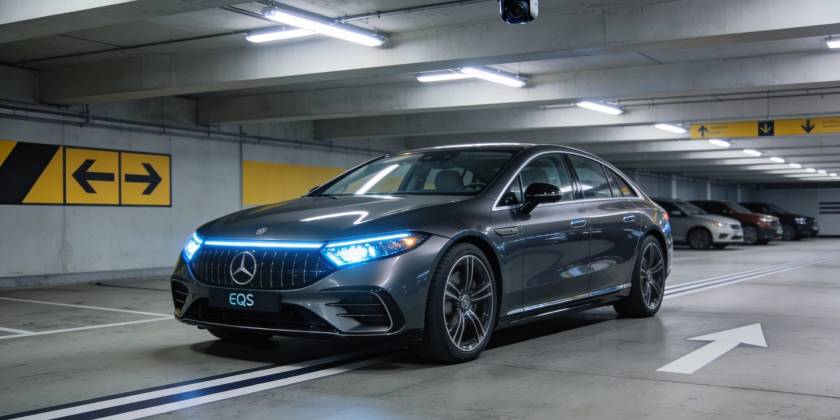 Защита Mercedes-Benz EQS: выбор полиуретана для сохранения ликвидности и эстетики электрокара