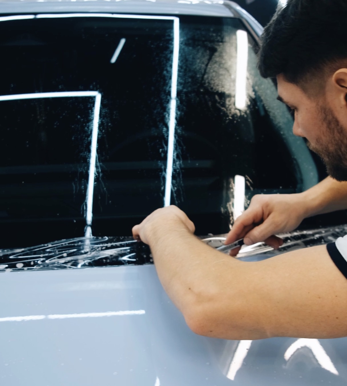 poliuretanovaya-plenka-dlya-avto-gde-kupit-original-ryinok-proizvoditelej-i-postavshhikov-rfkitaya_1