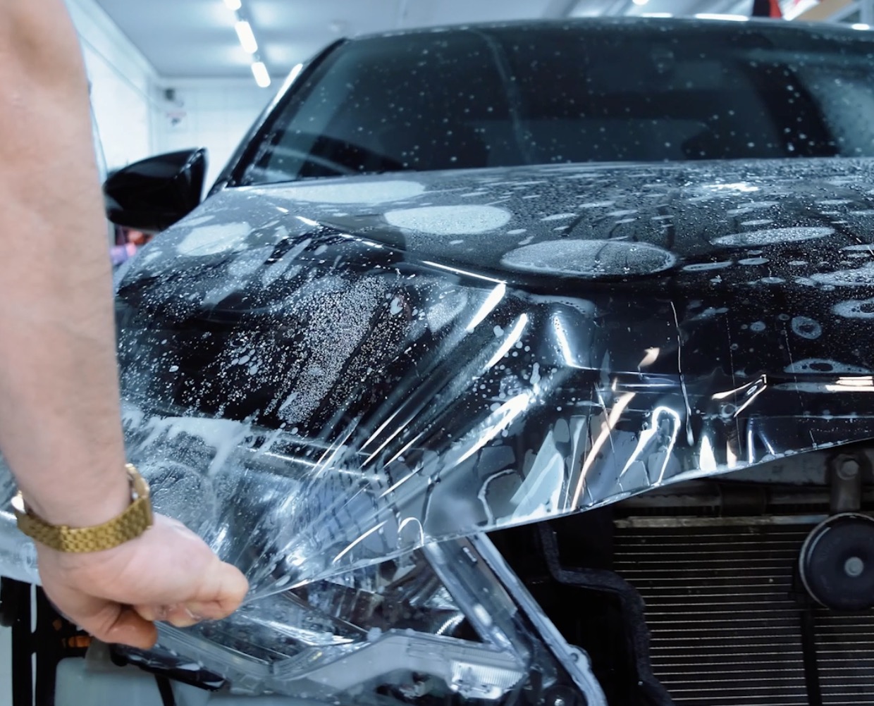 zashhitnaya-plenka-dlya-mercedes_10