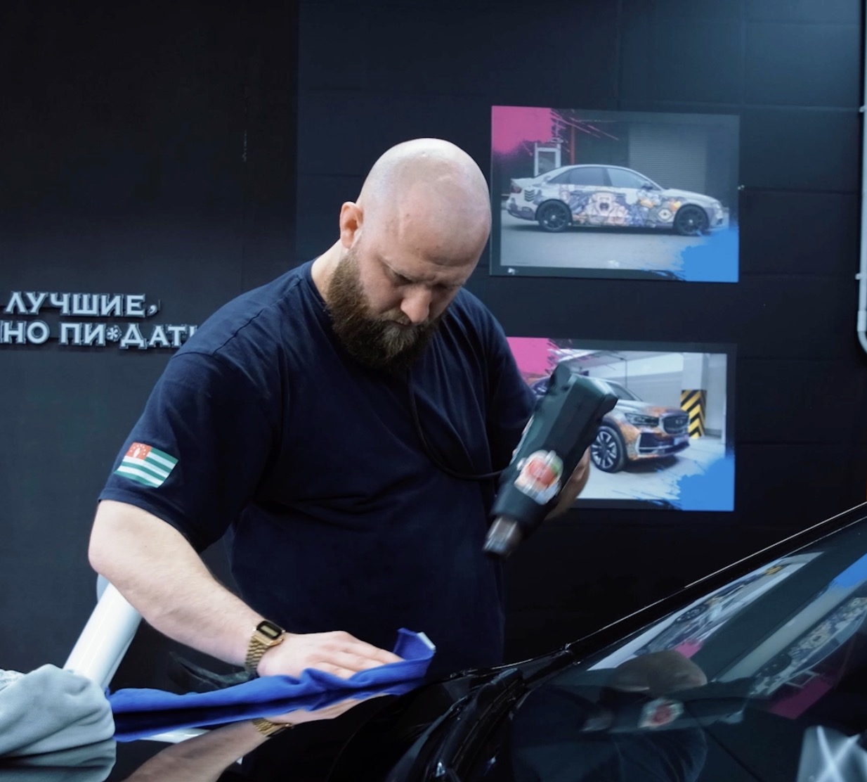 kak-snyat-poliuretanovuyu-plenku-s-avto-bezopasnaya-tekhnologiya_5