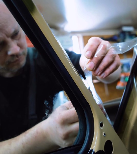 Полиуретановая пленка КППФ 25 на русской Ниве _1