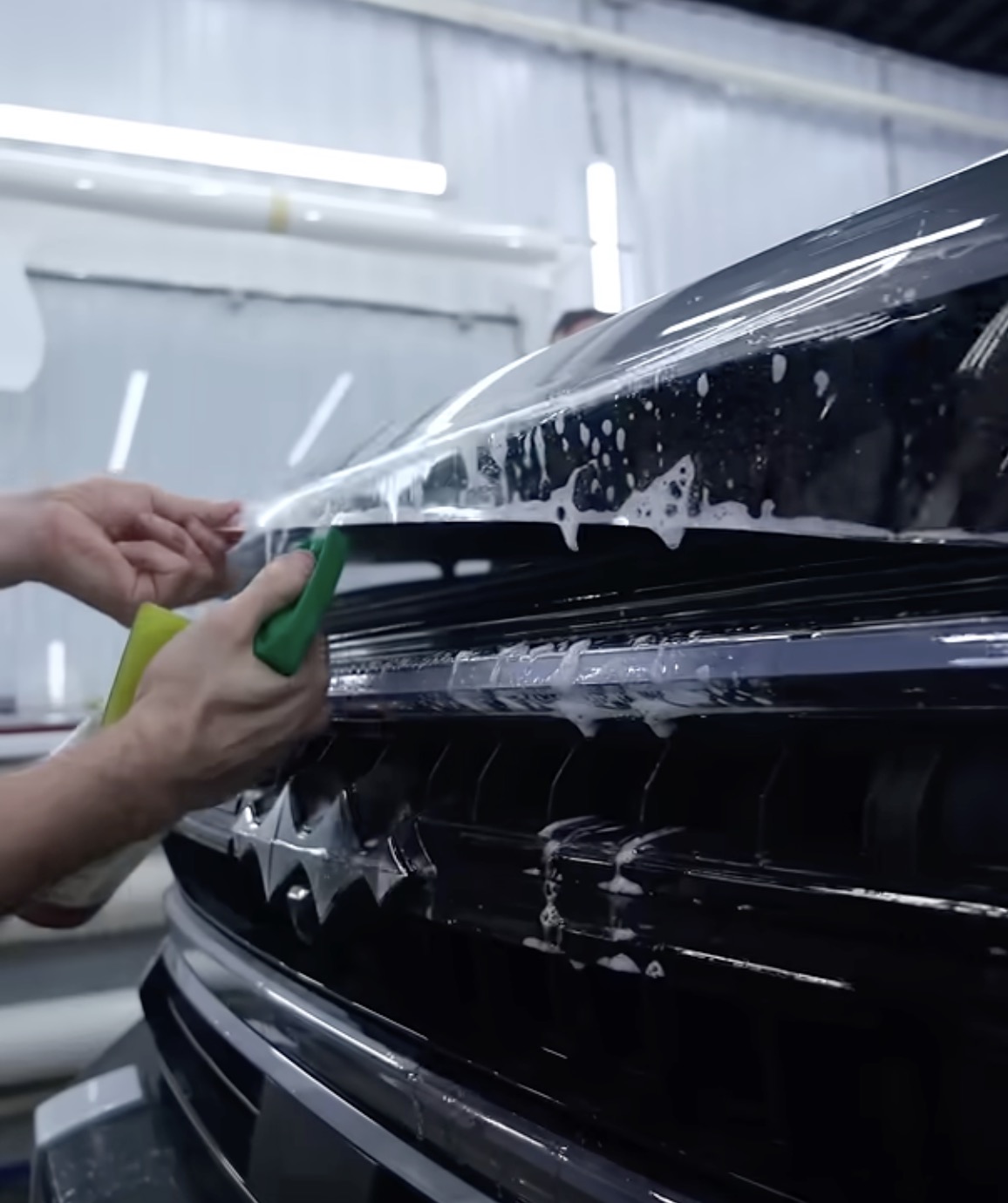 vinil-protiv-poliuretana-pochemu-ekonomiya-v-10-tyisyach-obojdetsya-v-100_7